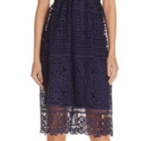 Bardot Versailles Lace V-Neck Navy Dress US6 Small - Picture 5 of 8